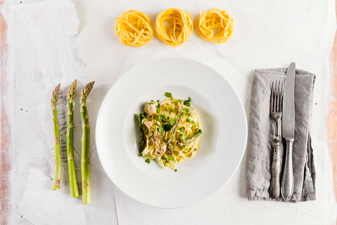 Tagliatelle mit Spargel Nudeln Spaghetti Asparagus casual cooking österreichischer food blog